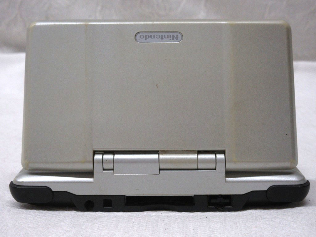02K014 ニンテンドー DS 初代 通電OK イタミ多数 外観悪い 現状 02K014 ニンテンドー DS 初代 通電OK イタミ多数 外観悪い 現状