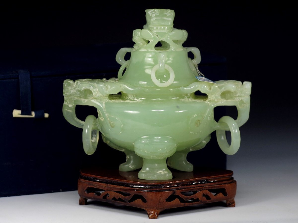 中国美術龍刻双耳遊環三足香炉玉製玉石置物唐物台・箱付896-其他 中国美術龍刻双耳遊環三足香炉玉製玉石置物唐物台・箱付896-其他