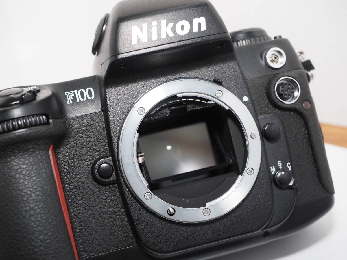 【動作問題なし】フィルムカメラ 一眼レフカメラ オートフォーカス Nikon ニコン F100ボディー_画像3