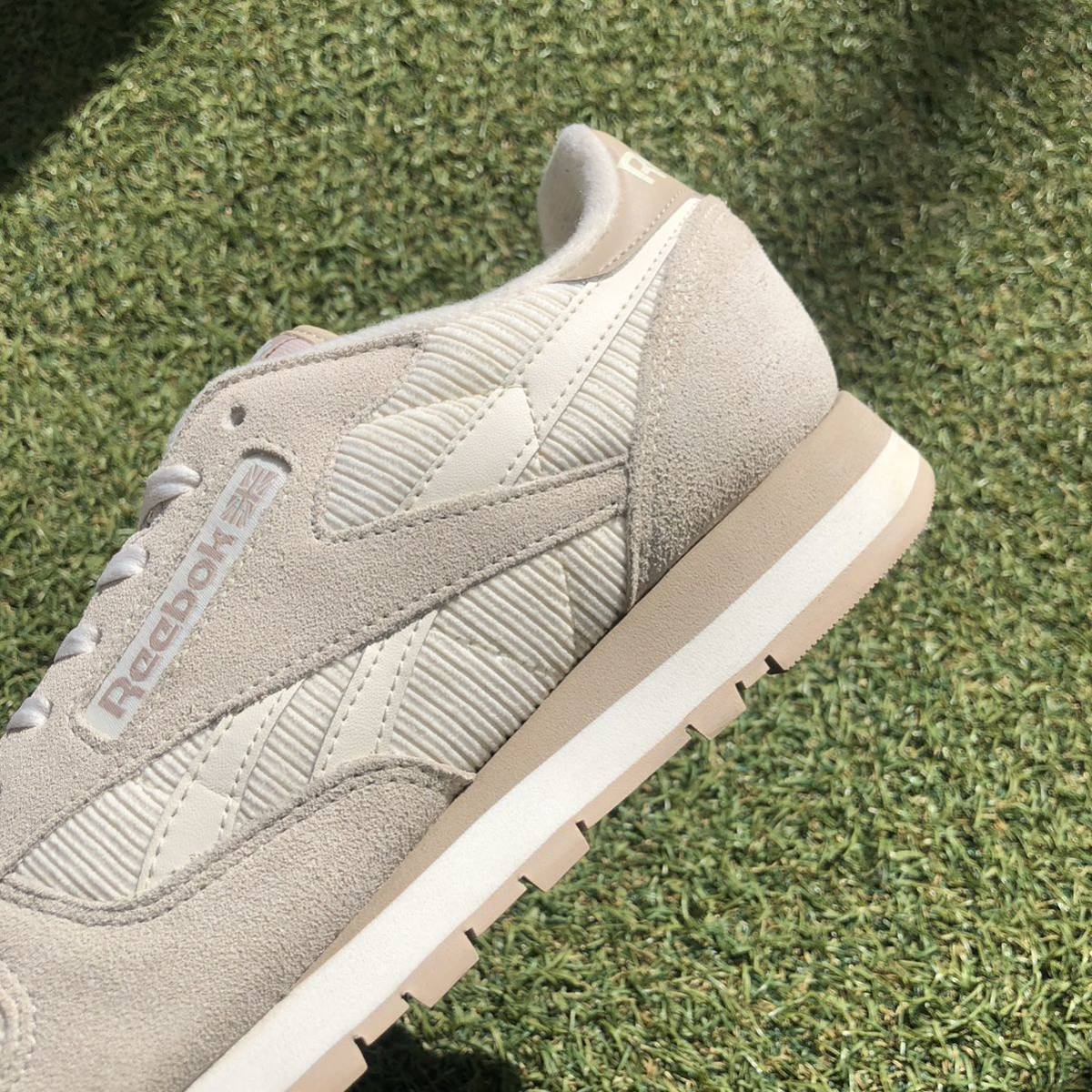 美品27 Reebok CLASSIC LEATHER リーボック クラシックレザー HW782