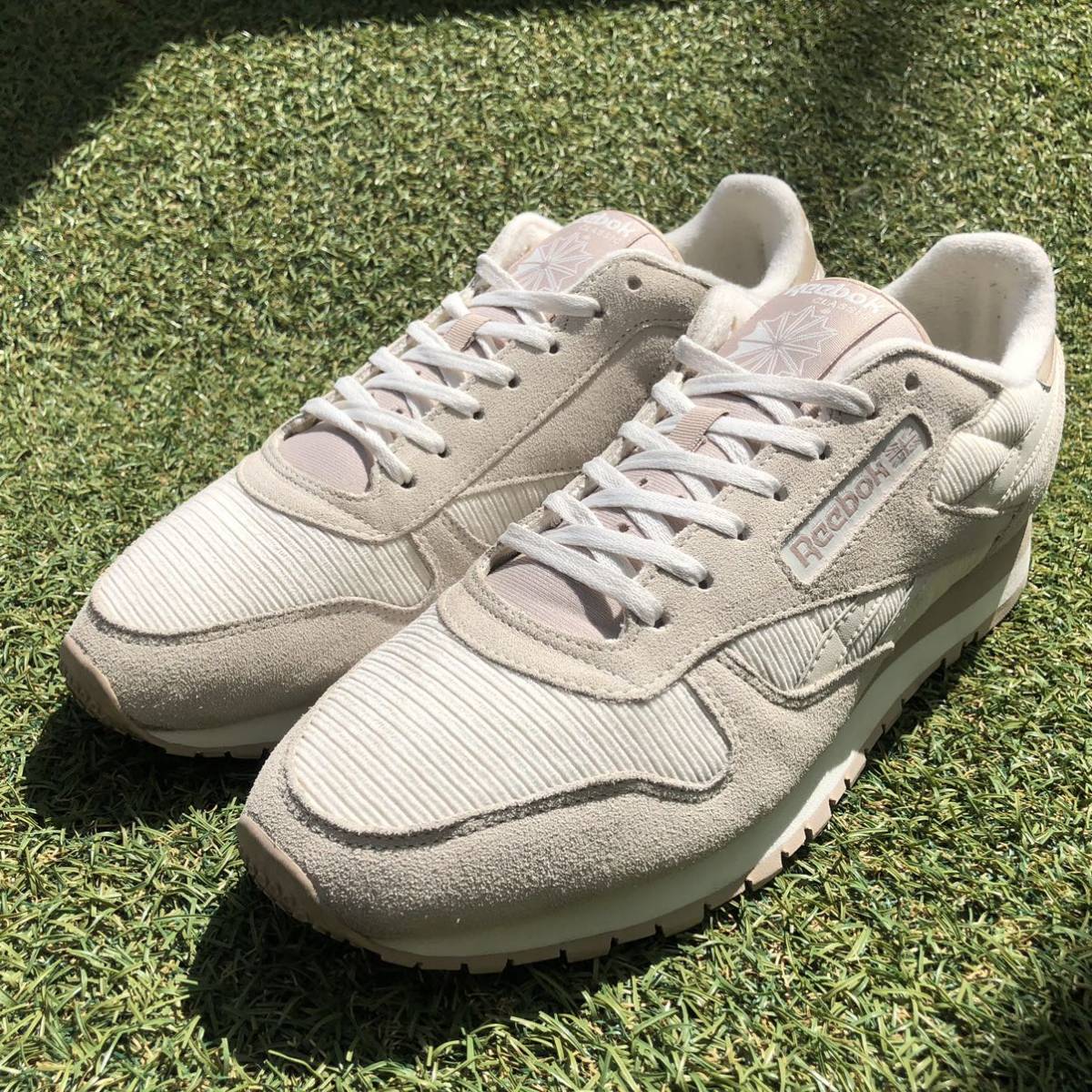 美品27 Reebok CLASSIC LEATHER リーボック クラシックレザー HW782