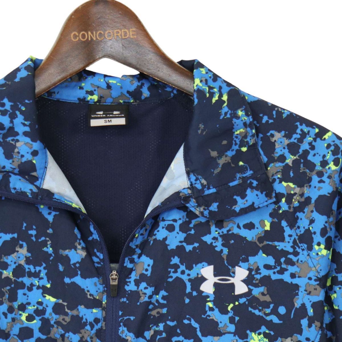 UNDER ARMOUR アンダーアーマー 春夏 総柄★ ブルゾン ジャケット ウインドブレーカー Sz.SM　メンズ ゴルフ　A4T01403_2#M_画像2