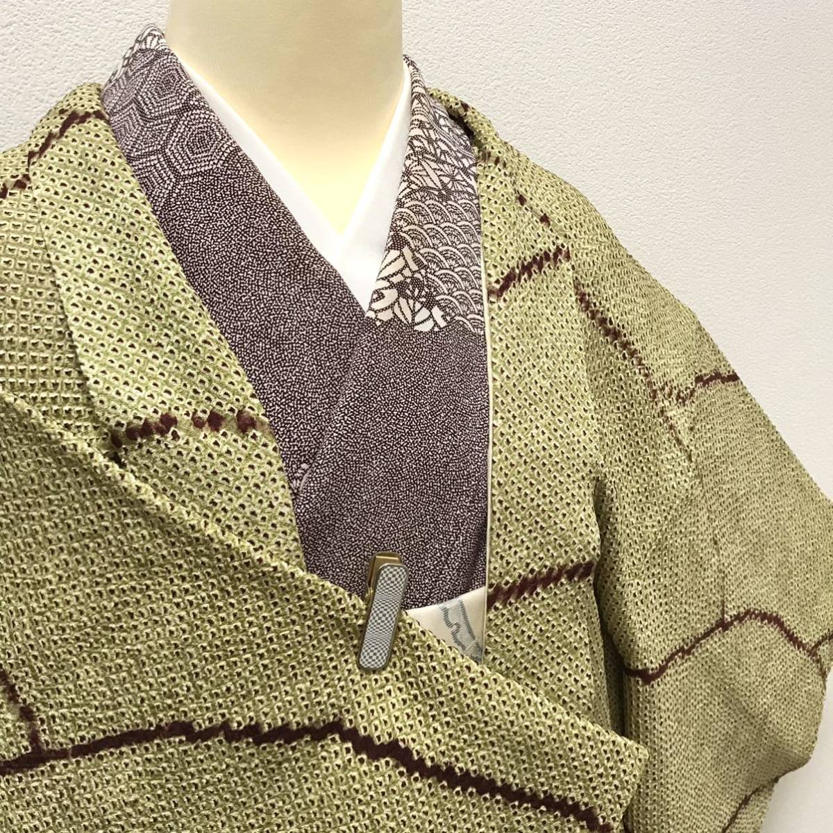[コート]羽織 美品 正絹 薄黄緑色 総鹿の子絞り 羽織紐 袷 リサイクル着物 kimono japan