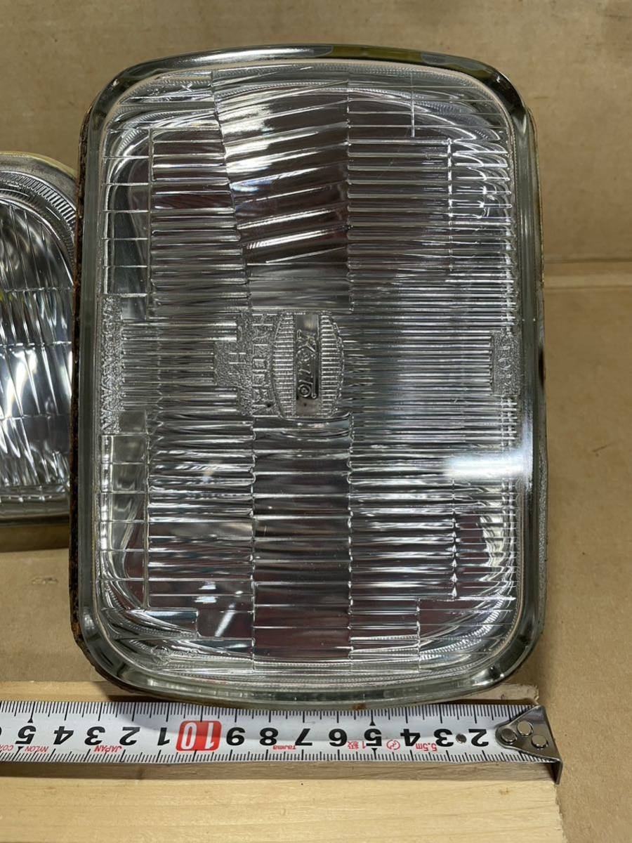 コイト 製H4ハロゲン ヘッドライト 角目 2灯　2個 当時物 12V ヘッドランプ シビエ　マーシャル旧車 KOITO _画像9