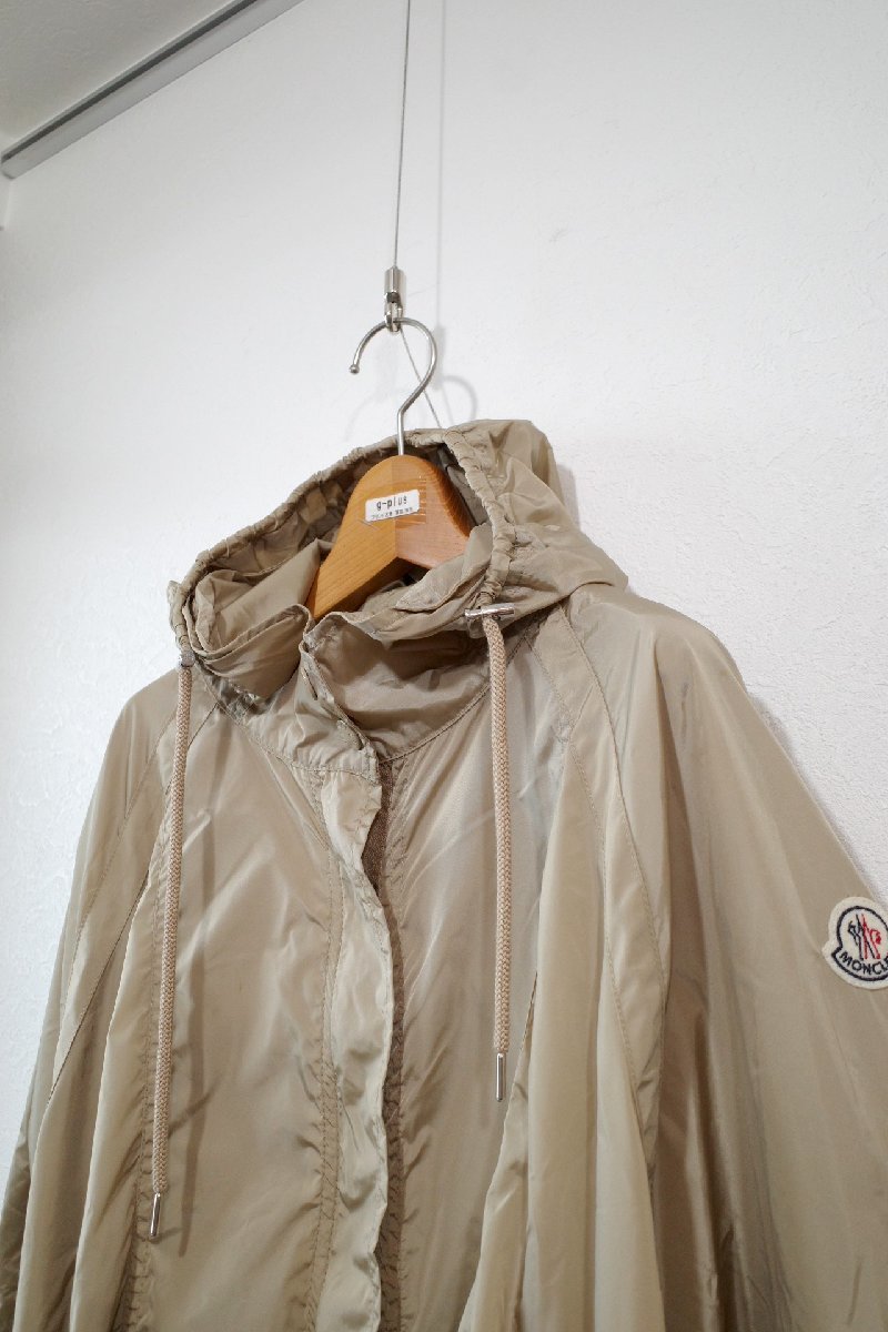 ★MONCLER/モンクレール　*CHARENTES フードナイロンブルゾン　ポンチョ風/size:1*　古着のgplus広島　2402r2_画像2