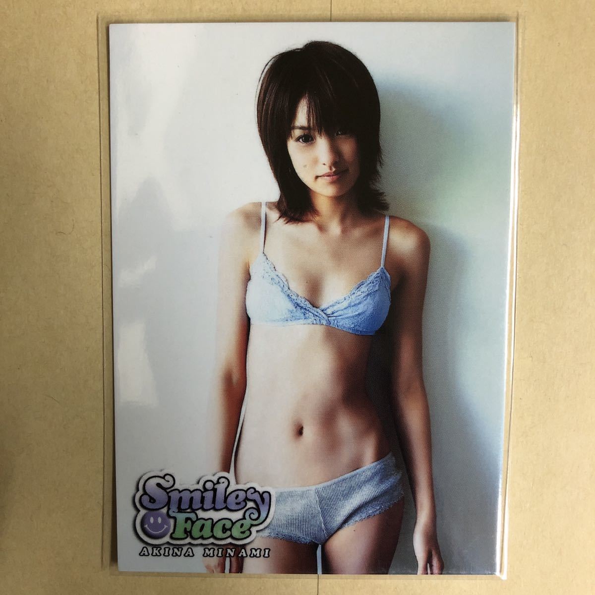 南明奈 2007 ボム トレカ アイドル グラビア カード 水着 ビキニ 下着 067 タレント トレーディングカード BOMB_画像1