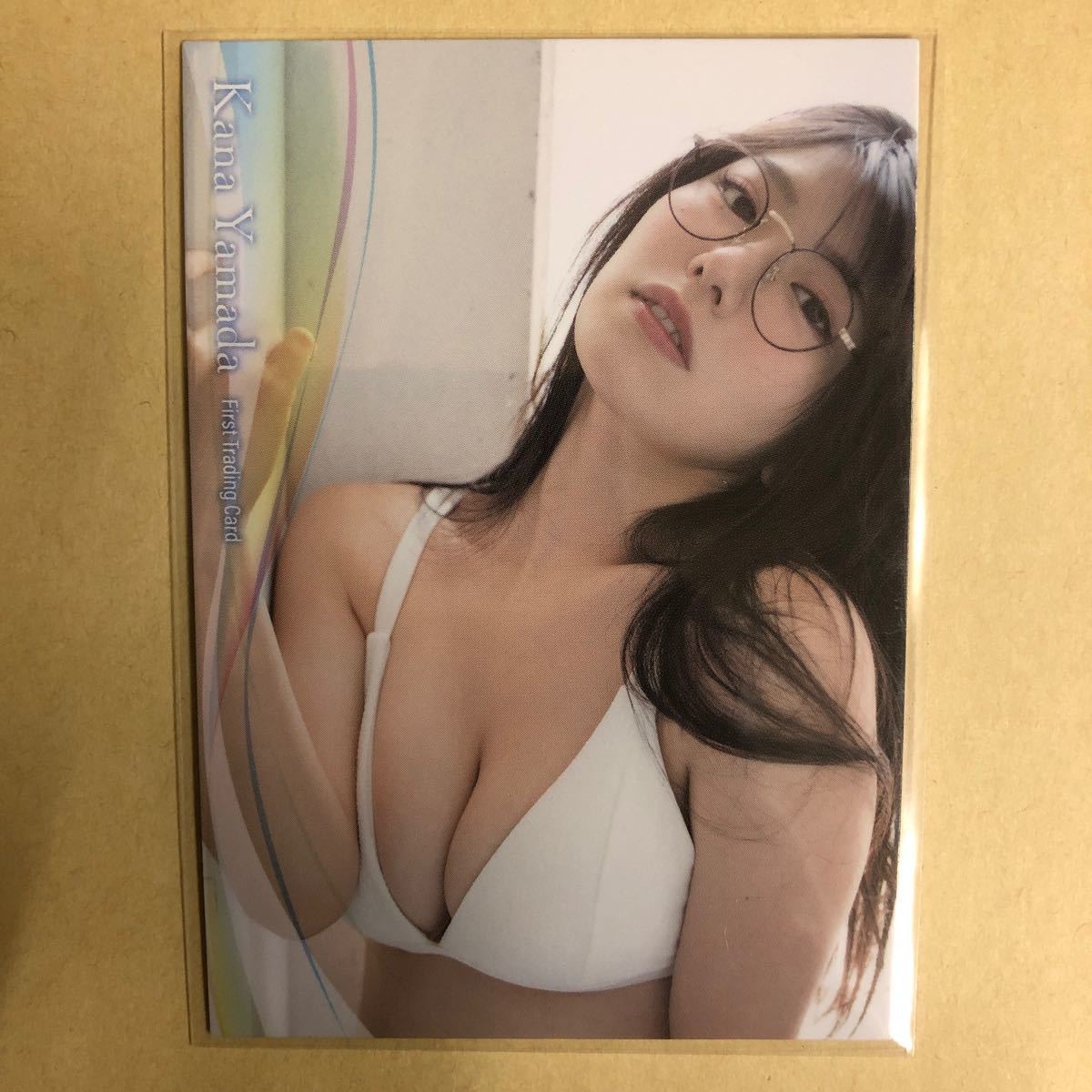 山田かな トレカ アイドル グラビア カード 水着 ビキニ RG58 タレント トレーディングカードの画像1