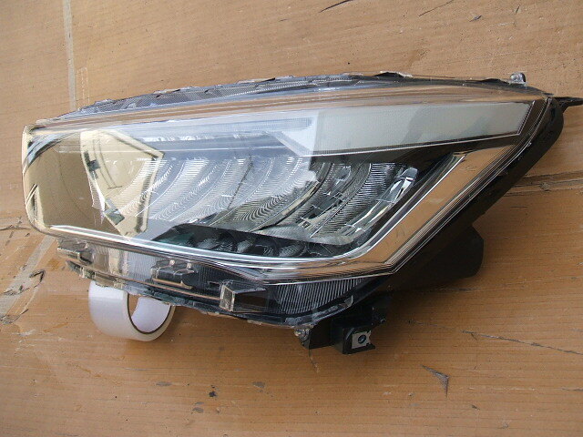 ★ライズ A200系の純正左 LED ヘッド ライト/81150-B1441/イチコー製・1991/即決あり。_画像3