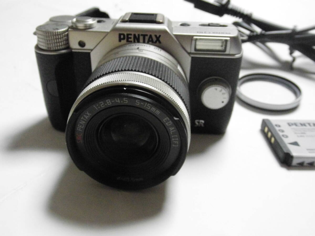 美品 PENTAX Q10 レンズキット 5-15mm F2.8-4.5 ミラーレス一眼 動作確認済の画像2