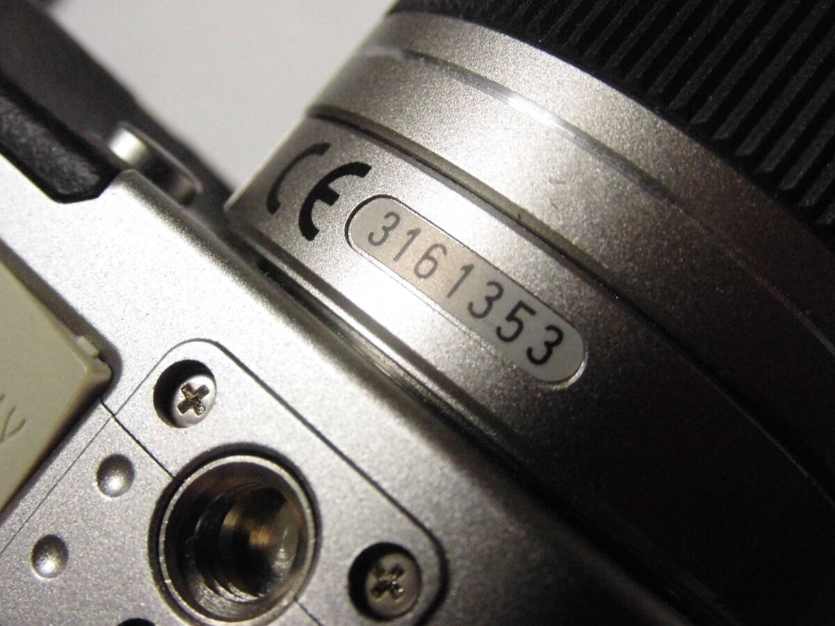 美品 PENTAX Q10 レンズキット 5-15mm F2.8-4.5 ミラーレス一眼 動作確認済の画像7