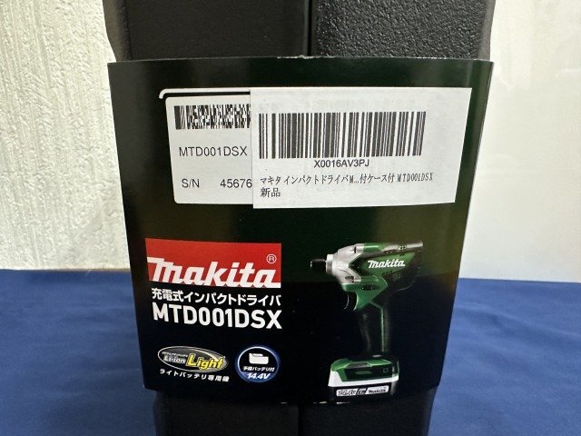 makita マキタ インパクトドライバ MTD001DSX バッテリBL1415Gx2本+充電器DC18SG付 未使用 買取品_画像4