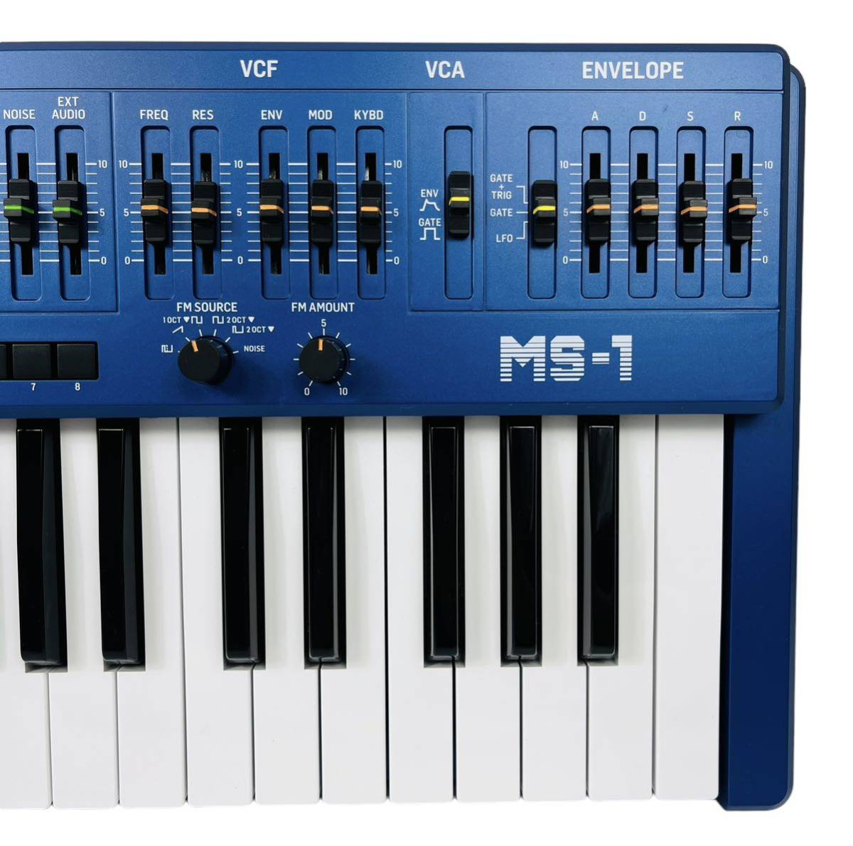 behringer ベリンガー アナログシンセサイザー MS-1 ブルー (SH-101 クローン機)_画像5