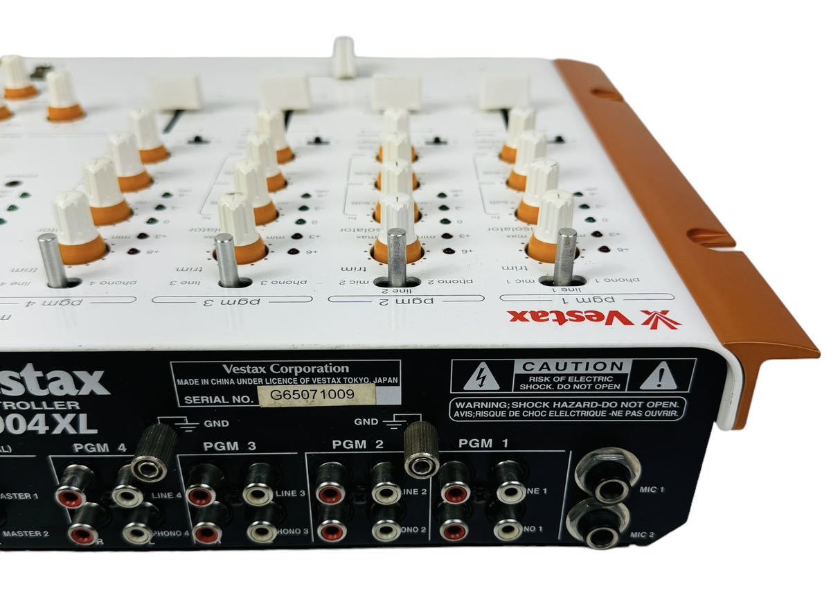 Vestax ベスタクス mixing controller ミキシングコントローラー DJミキサー VMC-004XL