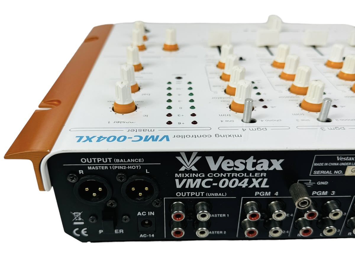 Vestax ベスタクス mixing controller ミキシングコントローラー DJミキサー VMC-004XL