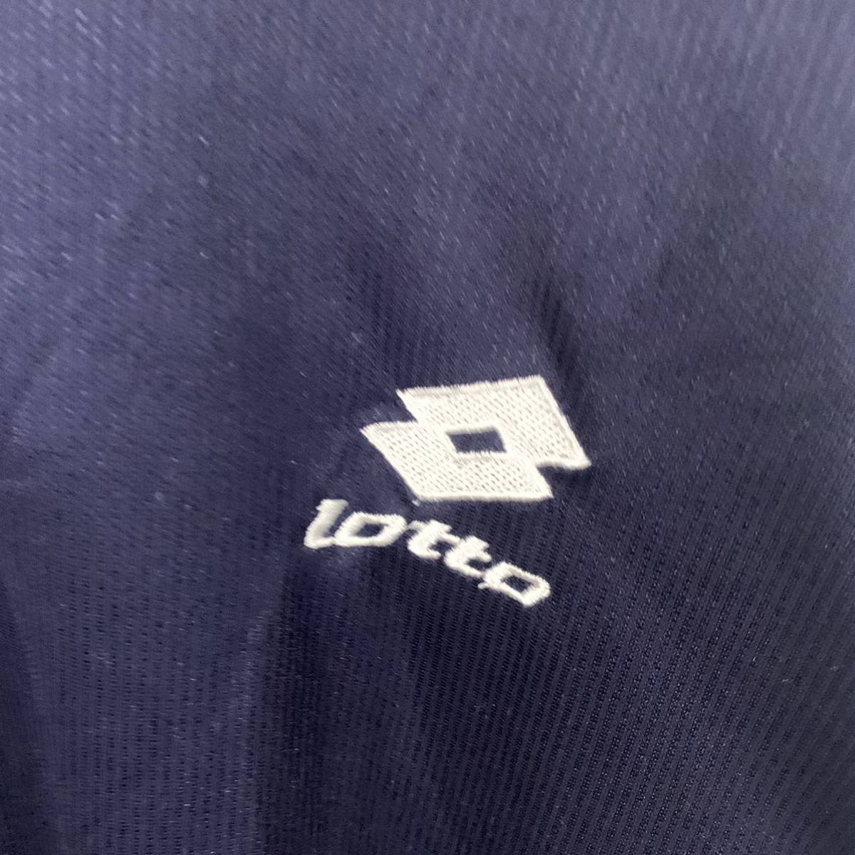 【USED】lotto ロット　長袖Tシャツ サッカー　フットサル　メンズMサイズ　紺色　練習着　トレーニングウェア　ジム　ランニング_画像3