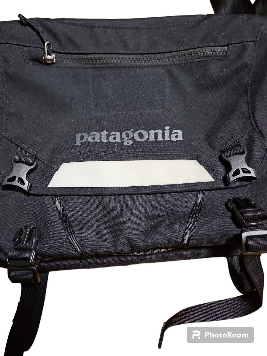 レア】Patagonia パタゴニア 大容量メッセンジャーバッグ ブラック 黒 