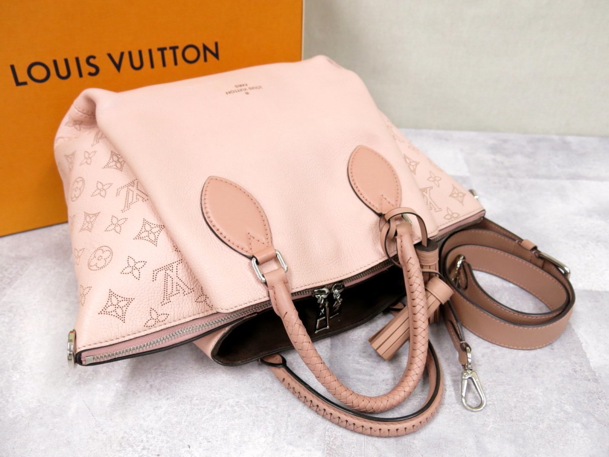 ●超美品●LOUIS VUITTON ルイ・ヴィトン●マヒナ●オメア●レザー 本革●2way ショルダー ハンド バッグ●マグノリア●B5 書類●Js44409_画像4