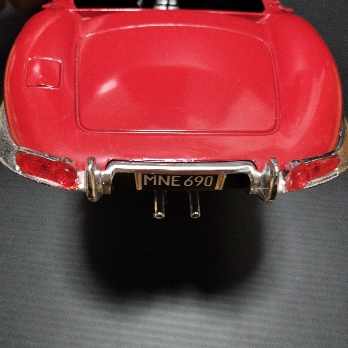Tonka Polistil「1/16 JAGUAR XK E」 屋根部なし ミニカー Tonka Polistil「1/16 JAGUAR XK E」 屋根部なし ミニカー