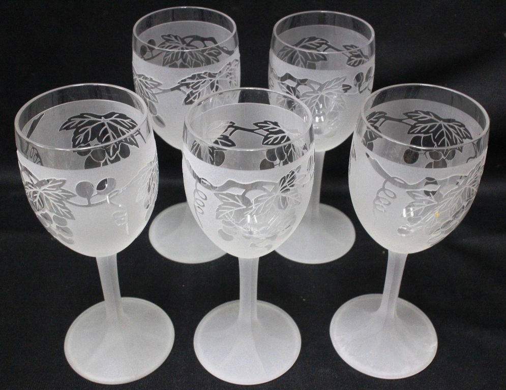 (0226) high class wine glass .. pattern 5 customer set boxed height 16.5., calibre 6.