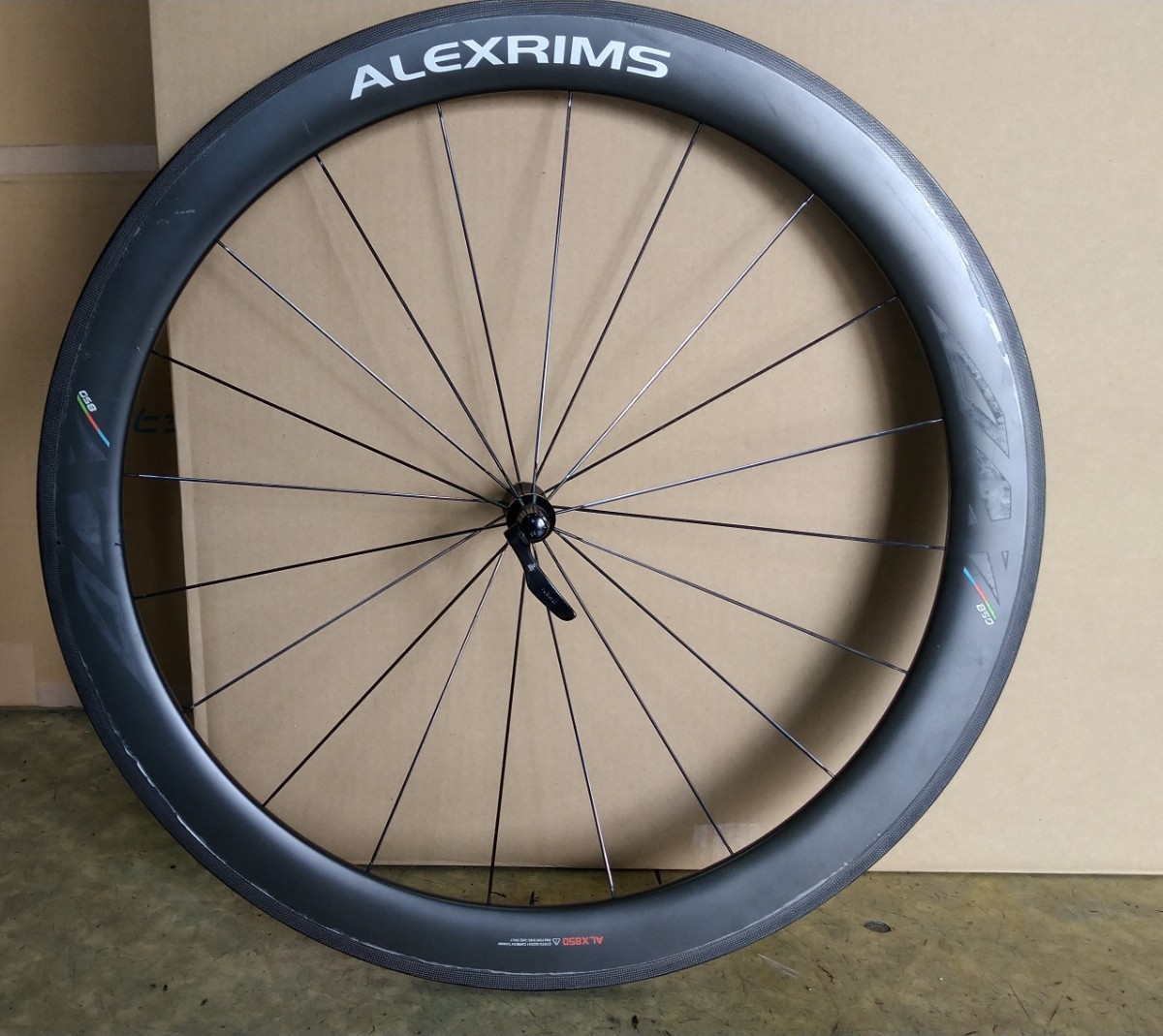 　アレックスリム　　ALEXRIMS　ALX850カーボンホイール＋新品未使用チューブラータイヤ２本付_画像3