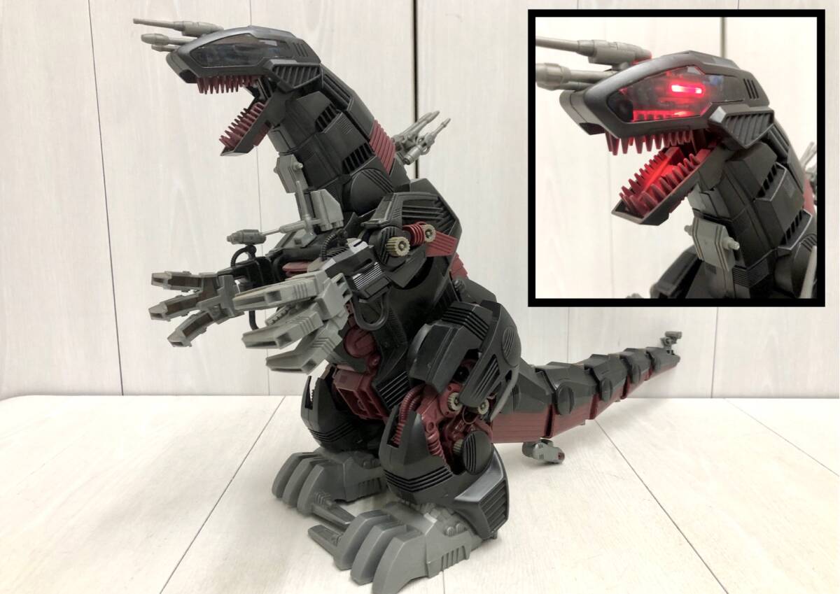  free shipping * Zoids ZOIDStes The ula-TOMY Tommy construction settled doll toy motor luminescence operation goods figure plastic model old Zoids rare 