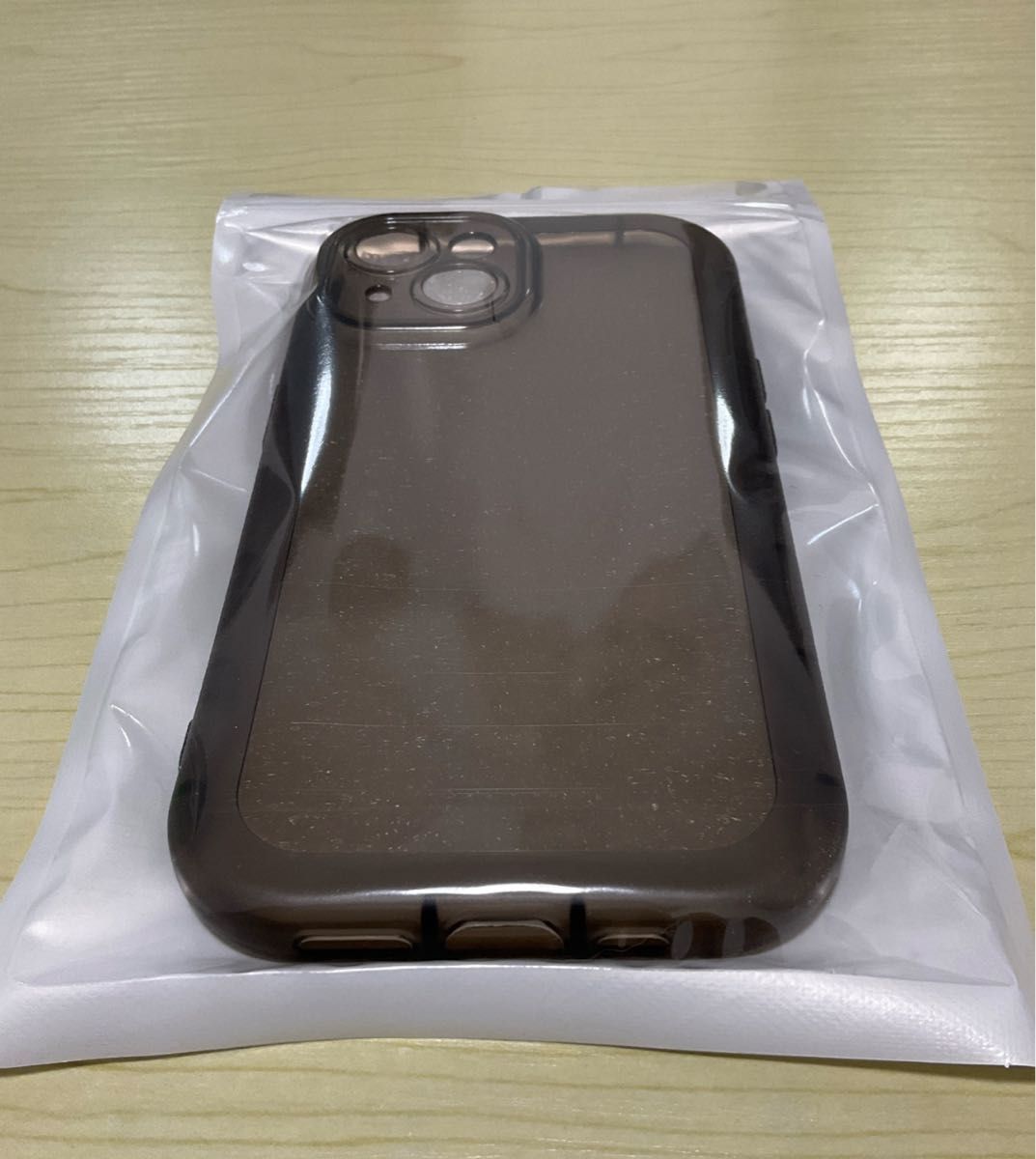  【新品未使用】iPhone15 スマホケース　黒　クリア　携帯カバー　携帯ケース