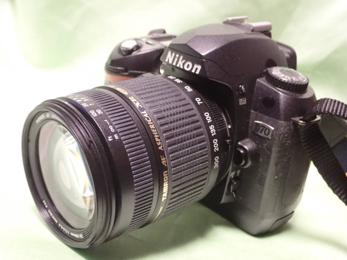 Nikon ニコン D70 + AF 28-300mm_画像1