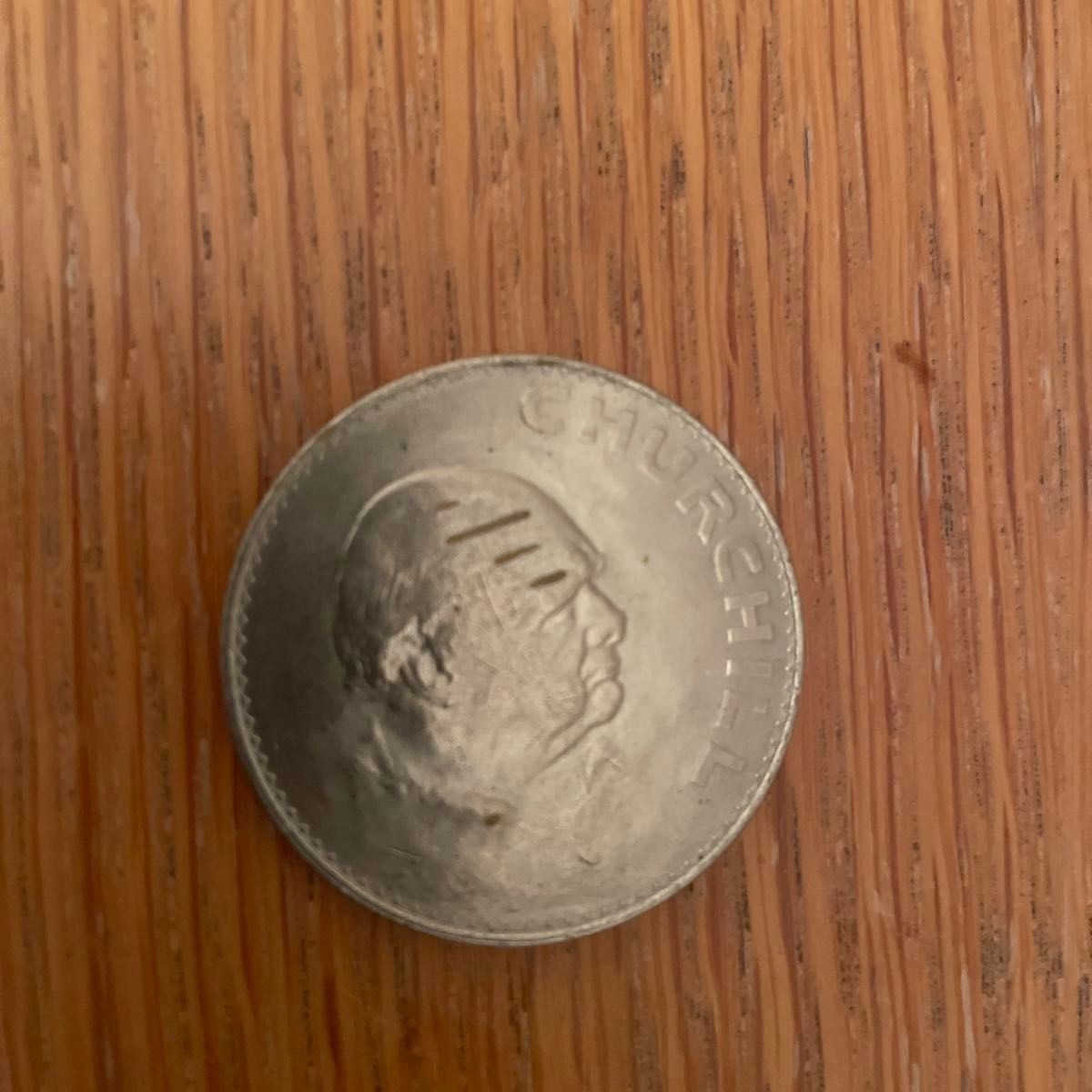 1965CHURCHILLアンティークコイン