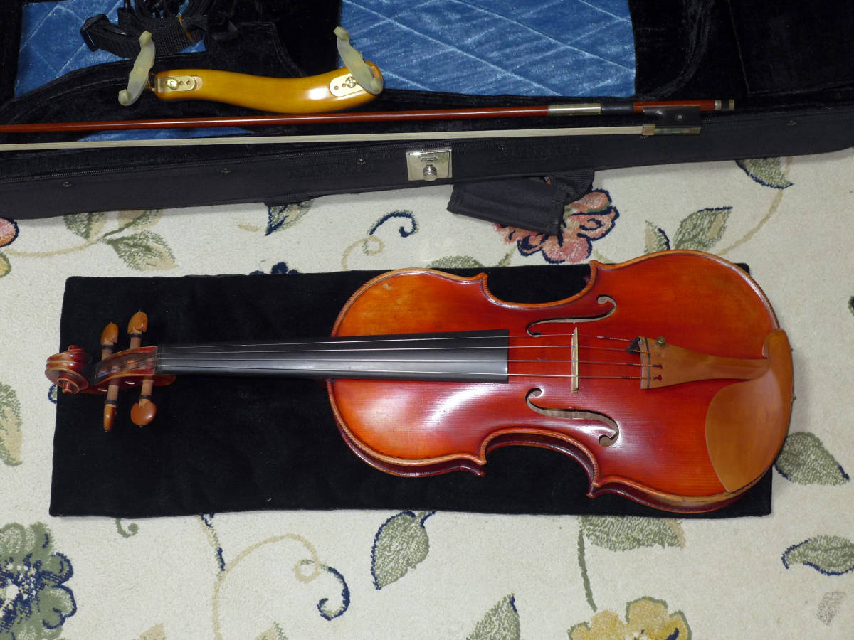 詳細不明のバイオリン～裏板は一枚板、現状品