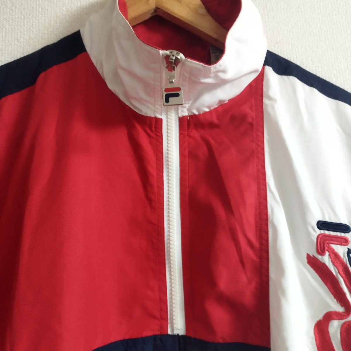 FILA フィラ ハーフジップ 刺繍ロゴ マルチカラー USA ナイロン