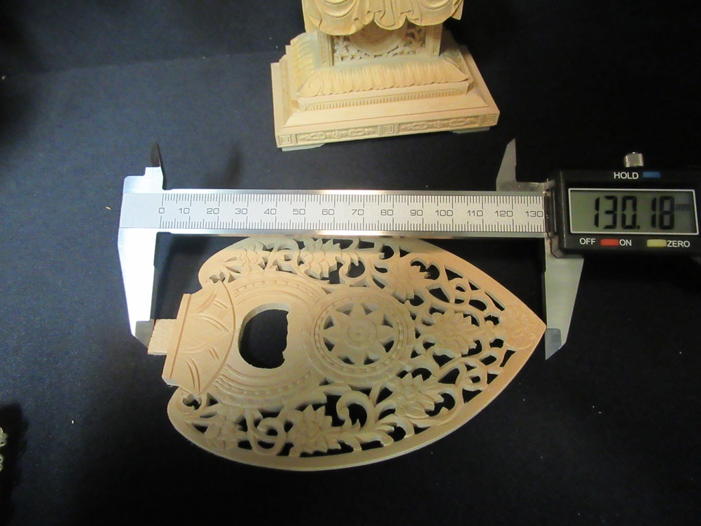 座釈迦/垂れ裾/宣字座/唐草光背/桧木製/2.0寸」総高20cm/木製 座釈迦/垂れ裾/宣字座/唐草光背/桧木製/2.0寸」総高20cm/木製