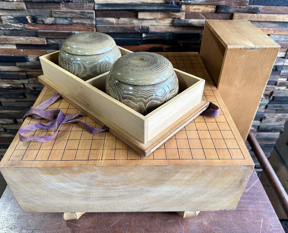 used 囲碁 碁石 碁盤 血だまり へそ 盤厚み14cm 検索 本榧 蛤 used 囲碁 碁石 碁盤 血だまり へそ 盤厚み14cm 検索 本榧 蛤