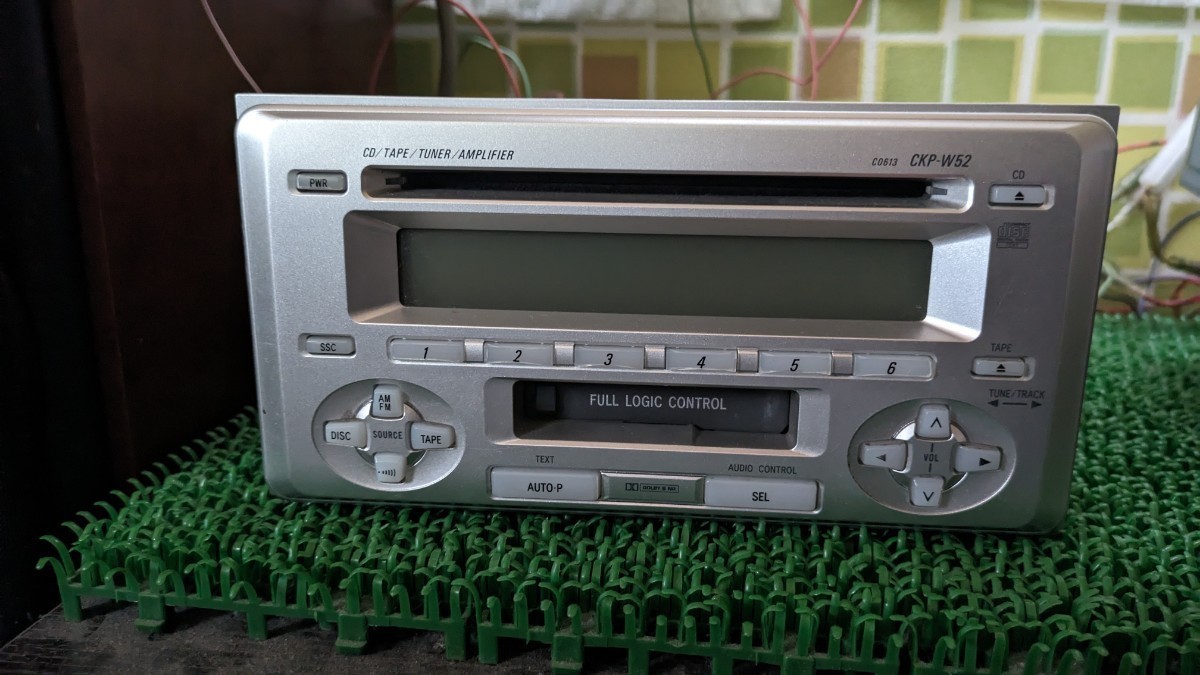 トヨタ純正 CKP-W52 CD/TAPE 2DINワイド オーディオ 整備済