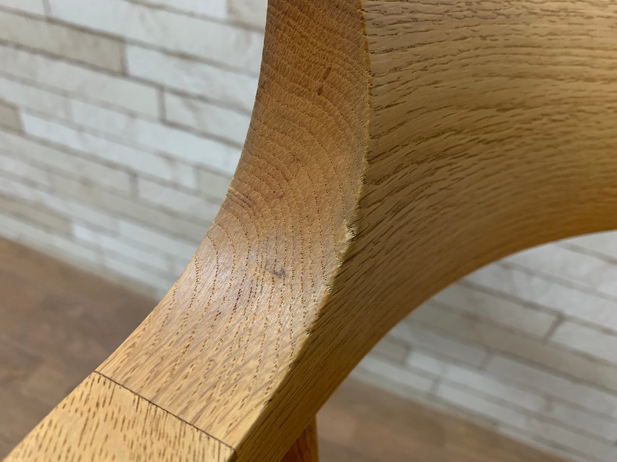 .. промышленность kitsu есть CRESCENT Crescent arm стул стул обеденный стол стул дуб материал простой натуральный Северная Европа (C)