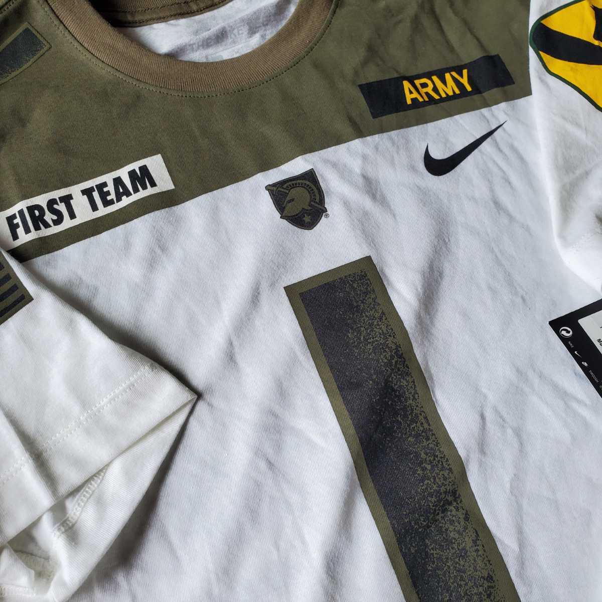 アメリカ直輸入 ナイキ 定価40ドル 綿Tシャツ Nike USA カモ柄 迷彩 Army 国旗 Tシャツ Tee NCAA 第1騎兵師団 XLの画像7