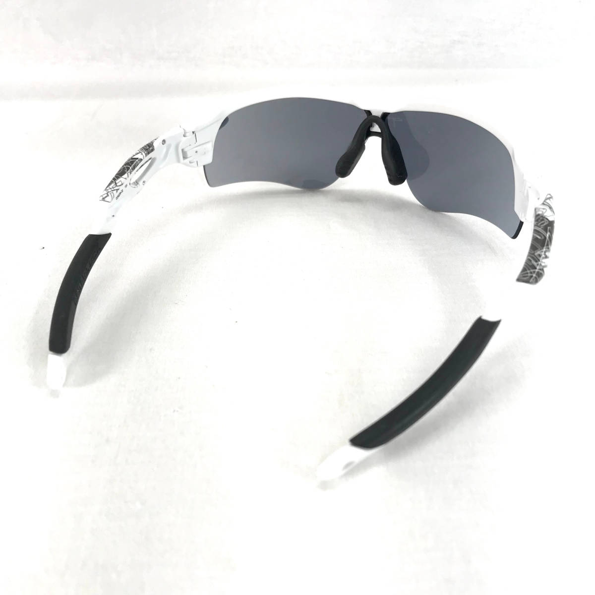 《中古品》Oakley オークリー サングラス RADAR LOCK PATH レーダー ロック パス アジアンフィット OO9206-02 ホワイト_画像3