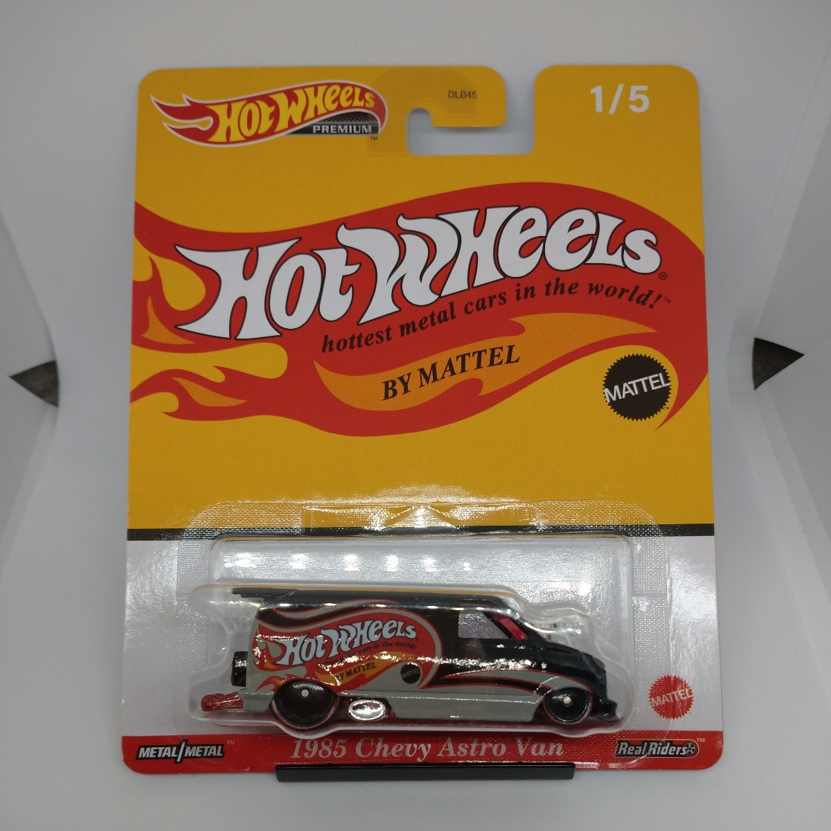 ホットウィール Hot Wheels シェビー アストロ バン_画像1