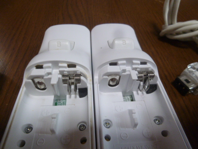RSJN051【送料無料 動作確認済】Wii リモコン モーションプラス　ジャケット ストラップ　ヌンチャク　ホワイト　白　純正品 2個セット_画像5