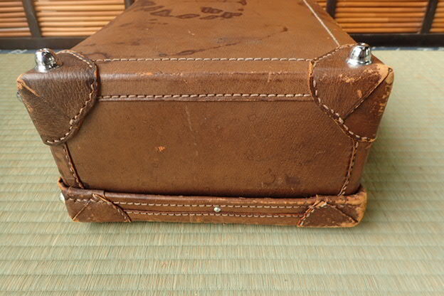 17-49 leather made trunk China gold . on sea Mini Boston bag attache case retro 