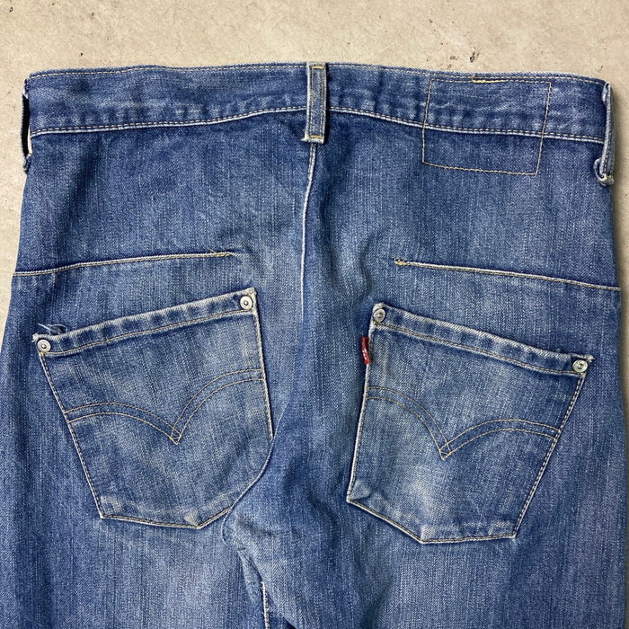 00年代 Levi's ユーロリーバイス ENGINEERED JEANS 立体裁断 変形デニムパンツ メンズW28 レディース_画像8