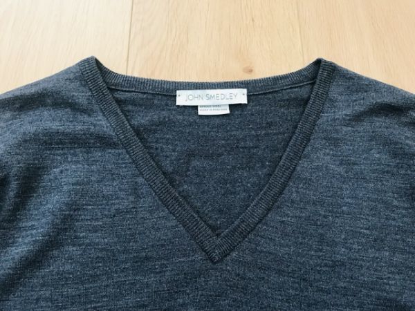 【美品】JOHNSMEDLEY★Vネックハイゲージニット★チャコールグレー★XS★英製_画像2