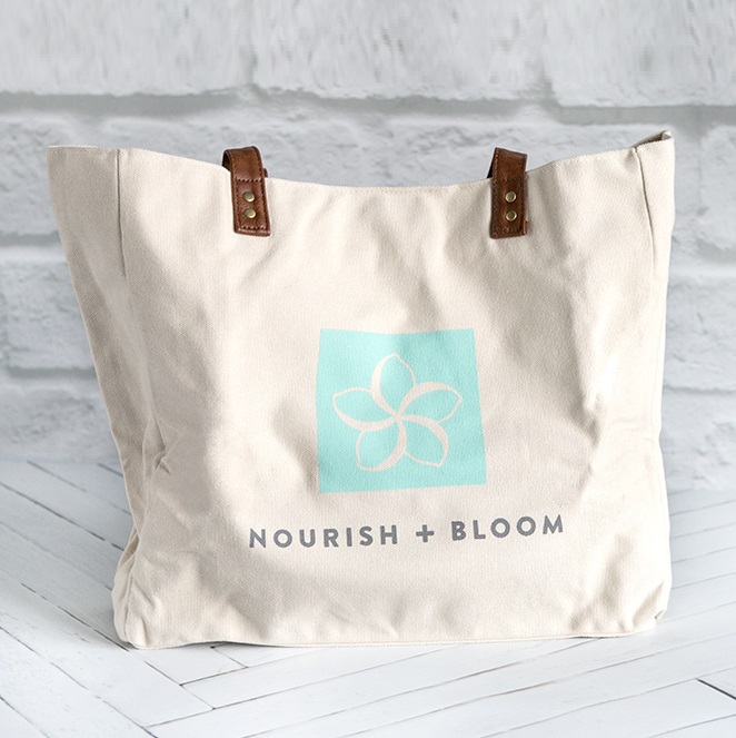 ◆Nourish & Bloom キャンバス生地 トートバッグ 収納ポケット有り◆ヨガバッグエコバッグ生成り_画像1