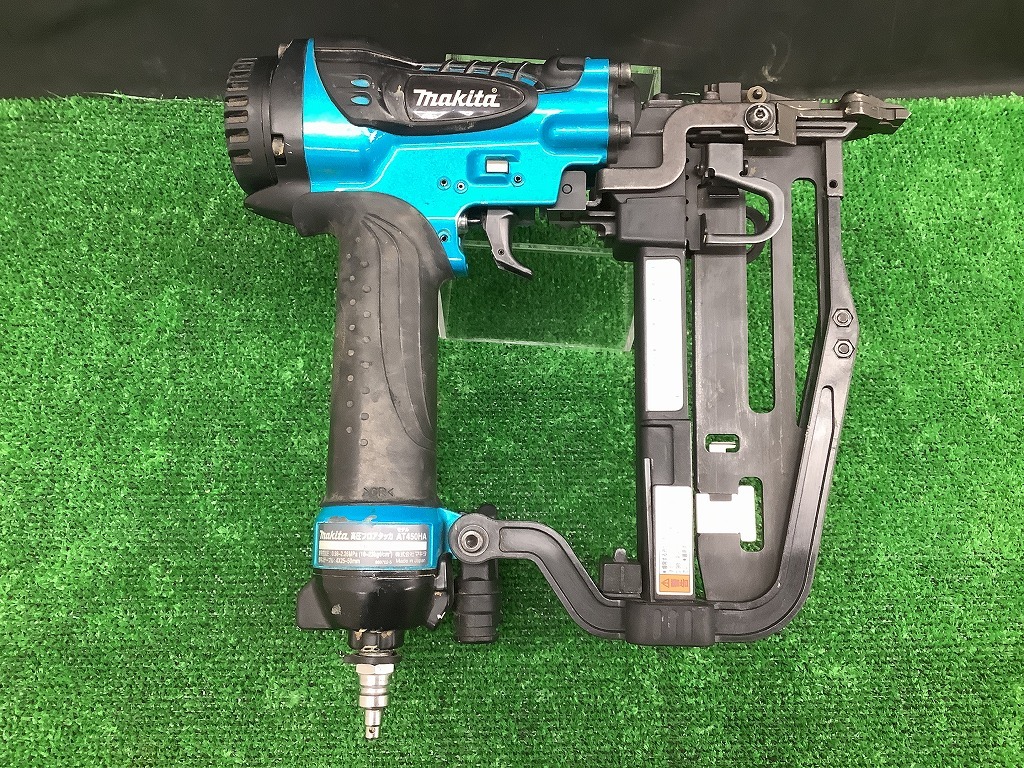 中古品 マキタ makita 高圧 フロアタッカ AT450HAM エアダスタ付