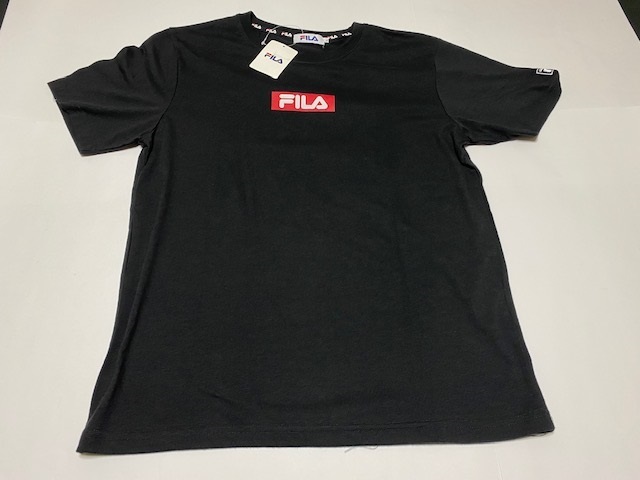 FILA ...  футболка  L размер    черный   показ   неиспользованный товар  