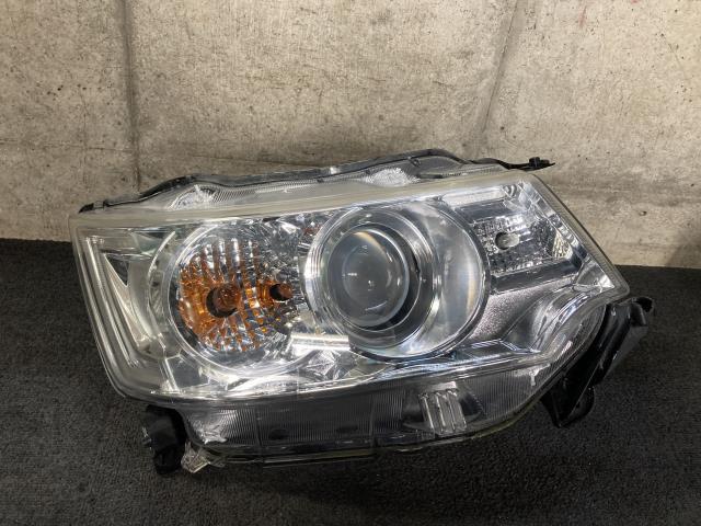 即決　ワゴンＲ DBA-MH34S 右ヘッドライト Ｈ25　要取付補修　点灯確認済み　HID　レベライザー付　35120-72M60_画像1