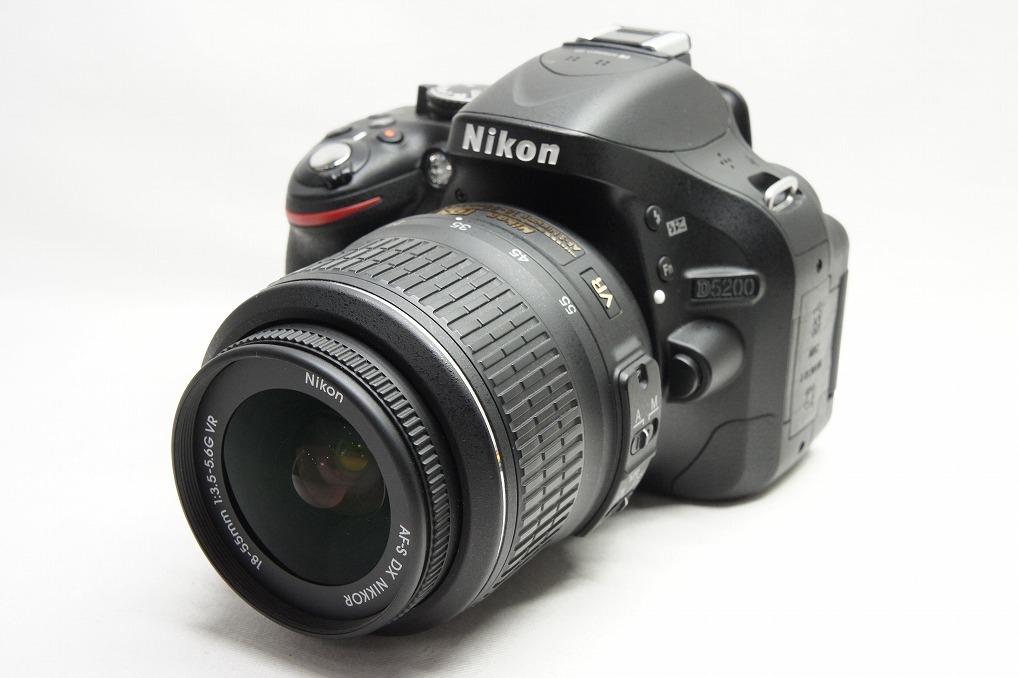 【適格請求書発行】美品 Nikon ニコン D5200 ボディ + AF-S DX 18-55mm VR レンズキット デジタル一眼レフカメラ【アルプスカメラ】240121s_画像2