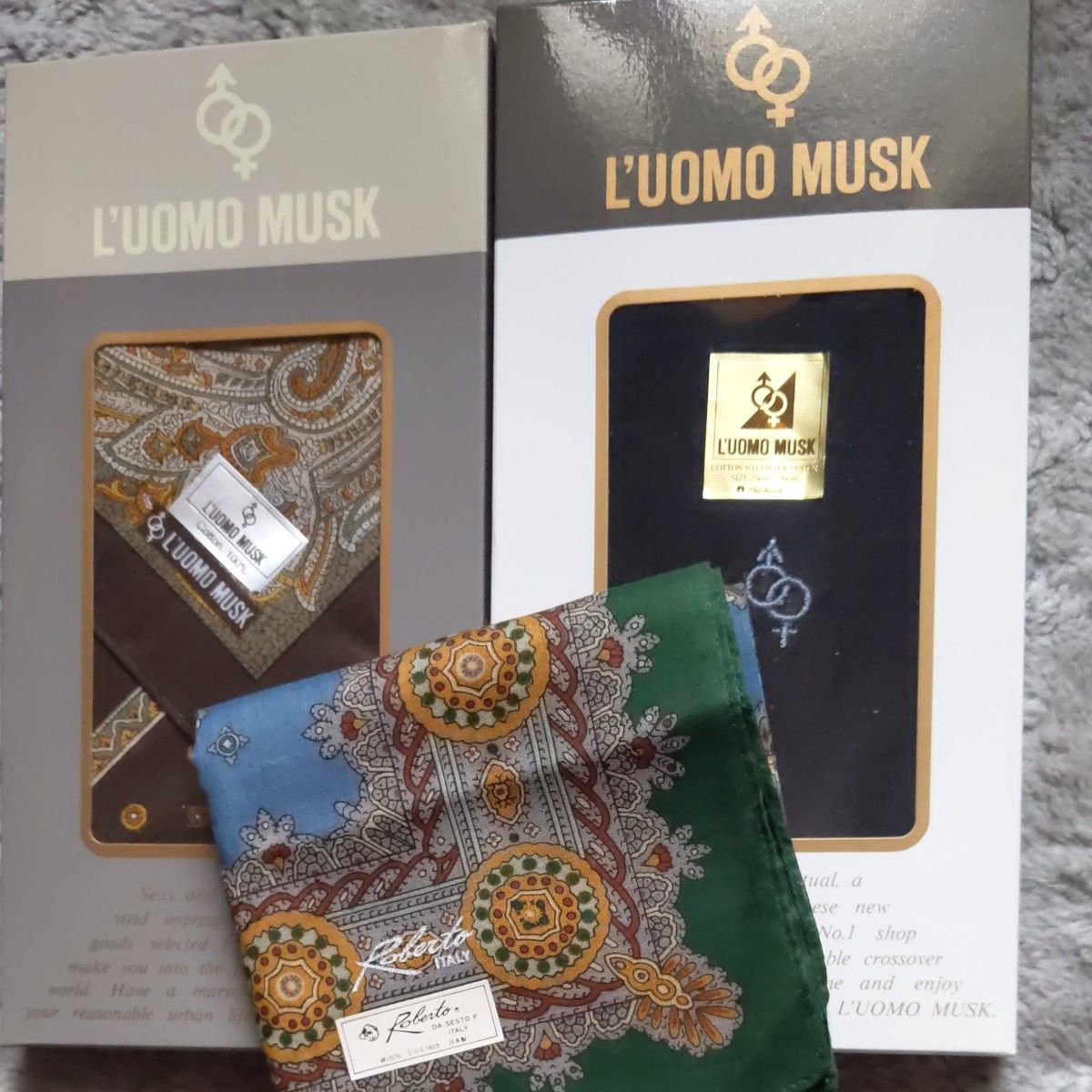 L'UOMO MUSK  ソックス＆ハンカチ＆他ハンカチ