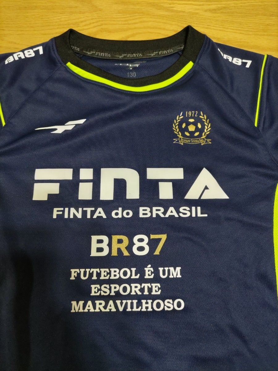 フィンタ。FINTA。 トレーニングウェア。半袖Tシャツ。 サイズ130。サッカー。 プラクティスシャツ。キッズ。ネイビー。