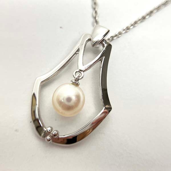 t)ミキモト MIKIMOTO ネックレス 真珠 パール幅約6.8㎜程 総重量3.7g SILVER刻印有り ブランドアクセサリー 中古 ※専用ケース有り_画像1