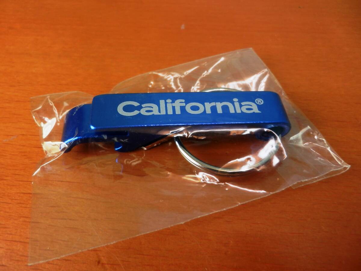 未使用 新品 RHC ロンハーマン RonHerman California ロゴ チャーム 付き 栓抜き キーホルダー キーリング 正規品 超人気品 袋・カード付き_画像4